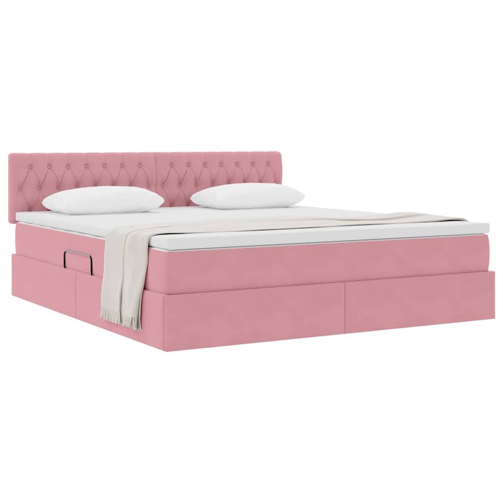 Ein rosa gepolstertes Bett mit gestepptem Kopfteil, weißer Bettwäsche und einer beigen Wurfdecke. Das Bett verfügt über Schubladen zur Aufbewahrung darunter.