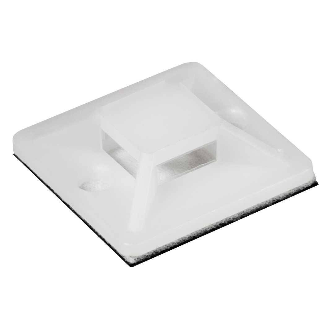 Ein weißer, selbstklebender Kabelbindersockel mit Schlitzöffnung zum Festhalten von Kabelbindern, verwendet zur Kabelorganisation.