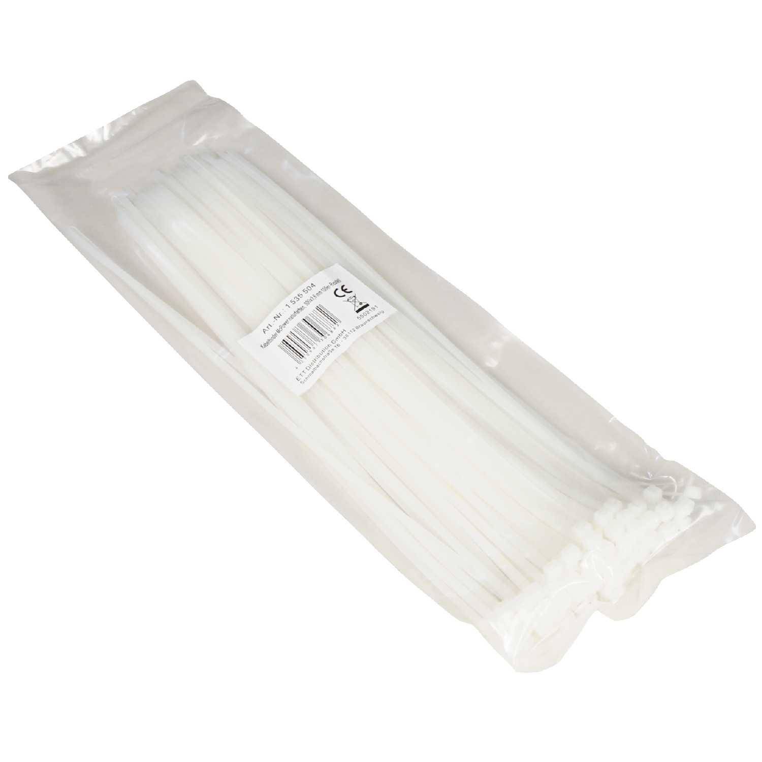 Eine durchsichtige Plastiktüte mit mehreren weißen Kabelbindern, versehen mit einem Etikett, das Produktdetails und Barcodes zeigt.