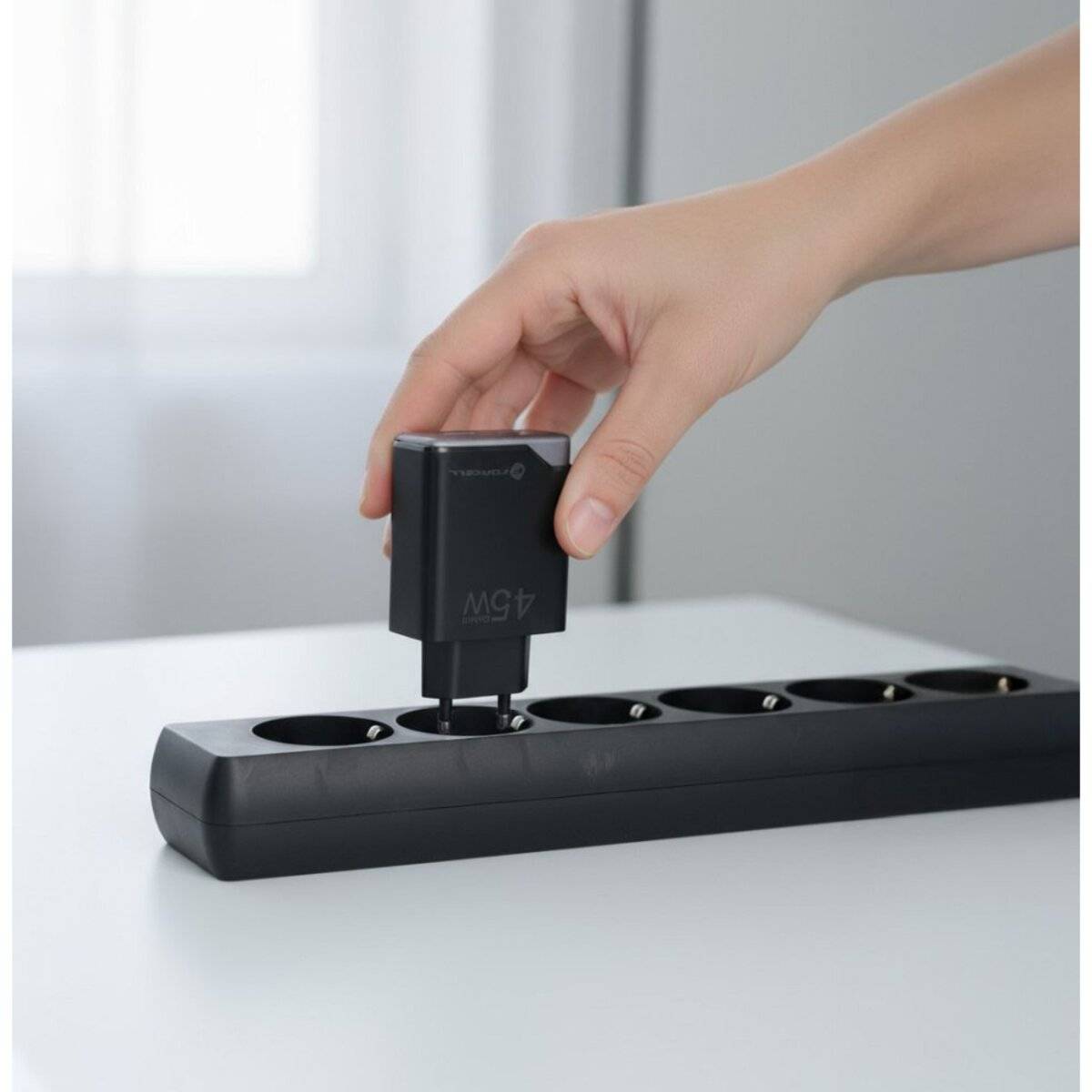 FORCELL F-ENERGY GaN III B245202 Ultra Slim Reise-Ladegerät 45 W – Schwarz