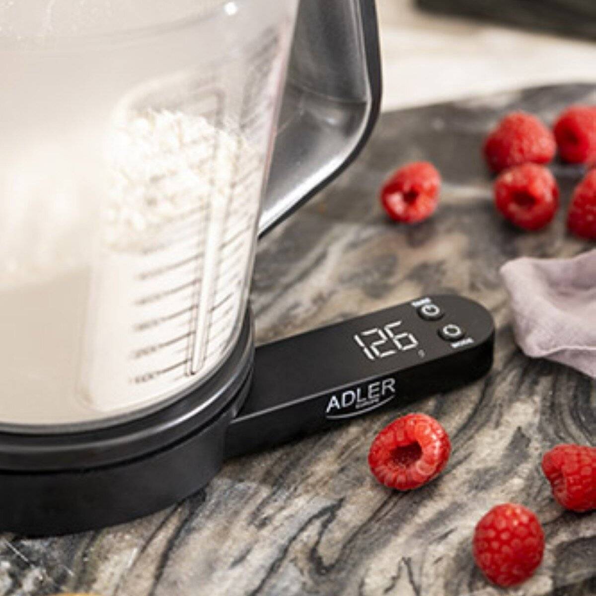 Adler AD 3178 Digitale Küchenwaage - Abnehmbarer Messbecher 1200 ml & TARA-Funktion