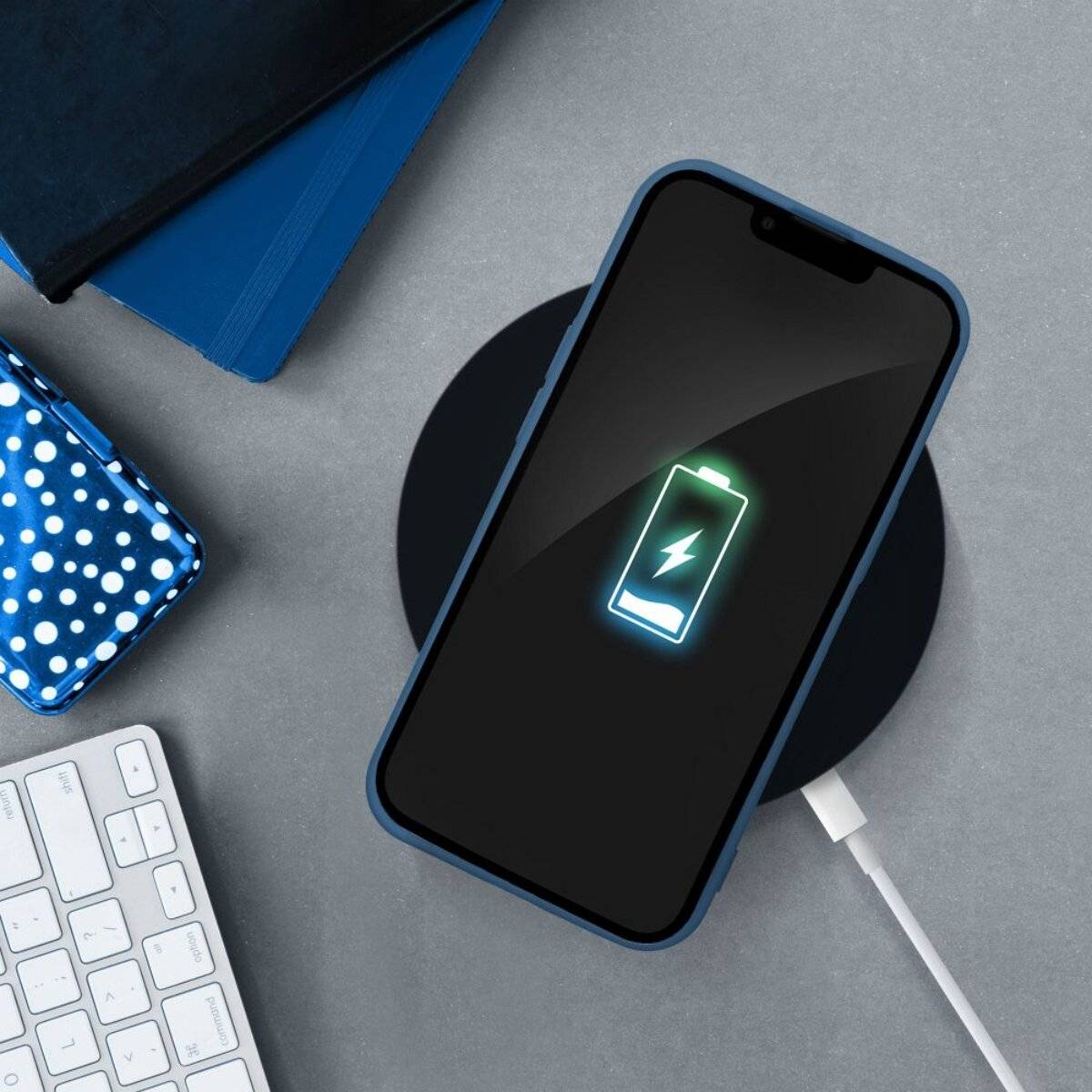 Soft-Touch Silikonhülle Elegantes Case Handyhülle Bumper kompatibel mit iPhone 17 Pro