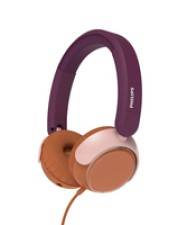 Ein Paar Over-Ear-Kopfhörer mit violetten und braunen Akzenten, mit einem sichtbaren Kabel. Konzipiert zum Musikhören.