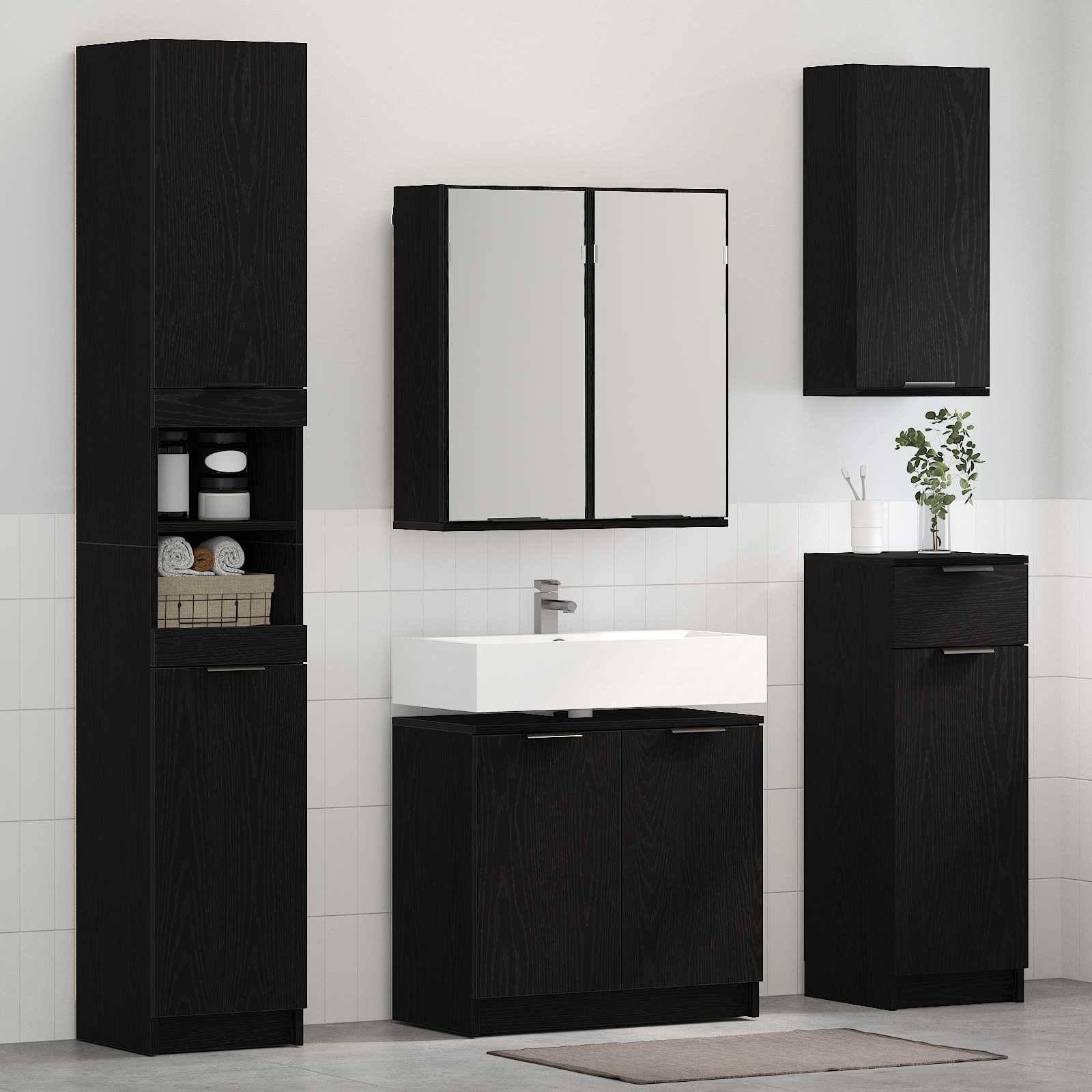 Modernes Badezimmer mit Einrichtung in dunklen Holzschränken, weißem Waschbecken und Spiegelschrank. Minimalistisches Design mit Pflanzen zur Dekoration.