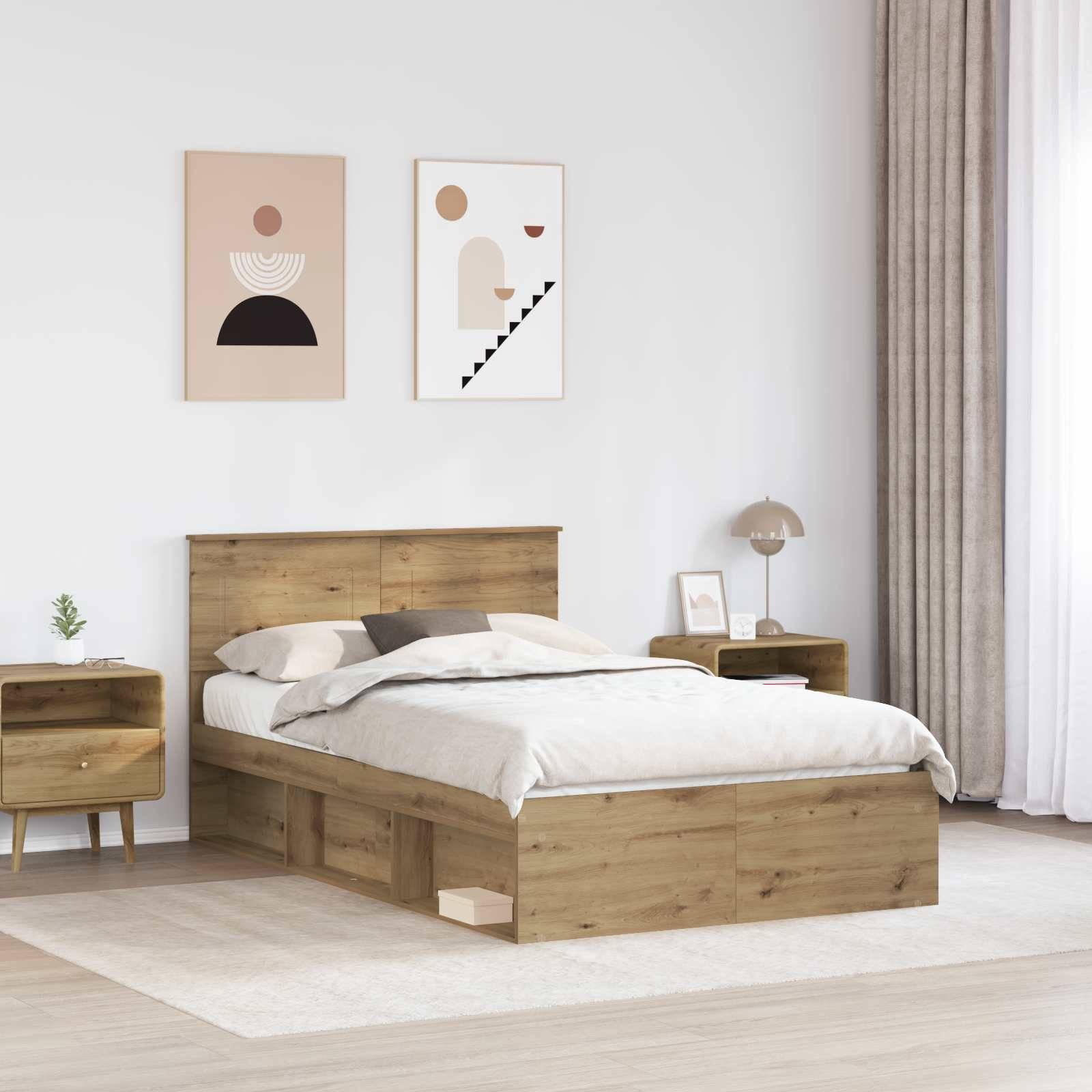 Ein modernes Schlafzimmer mit einem Holz-Doppelbett mit weißer Bettwäsche, zwei Nachttischen mit Lampen und abstrakten Kunstwerken an der Wand.