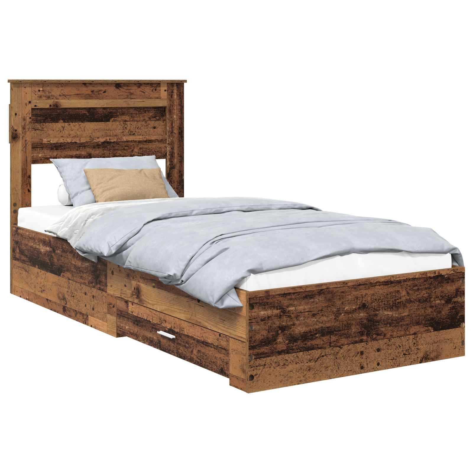 Ein Holz-Doppelbett mit rustikaler Oberfläche verfügt über ein Kopfteil, Fußteil und zwei große Unterbett-Aufbewahrungsschubladen. Das Bett ist sauber bezogen mit weißer und hellblauer Bettwäsche und enthält ein beiges Kissen.
