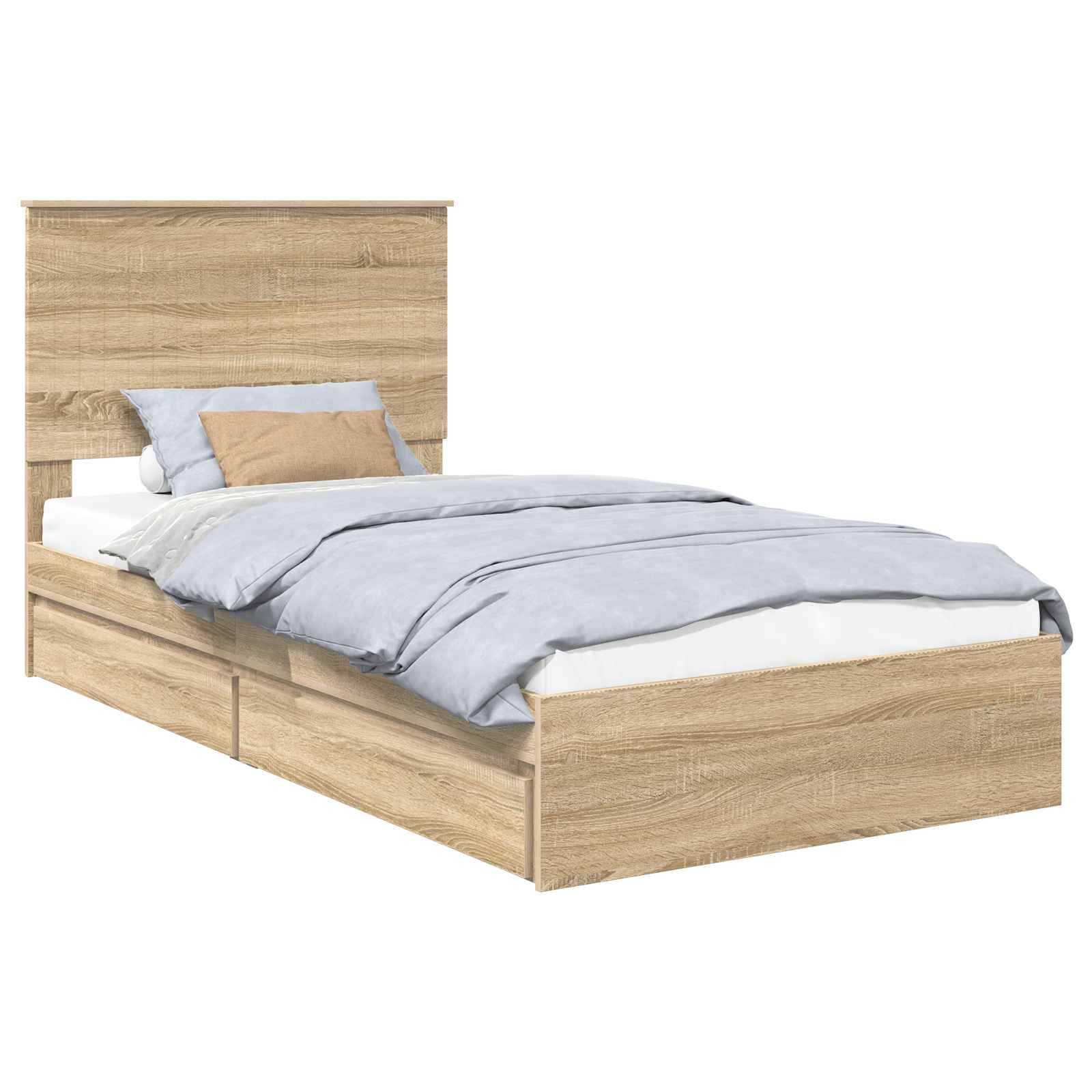 Ein Holzbett mit hohem Kopfteil, hellblauem Bettbezug, weißen Laken und einem beigen Kissen. Der Bettrahmen verfügt über Aufbewahrungsschubladen.