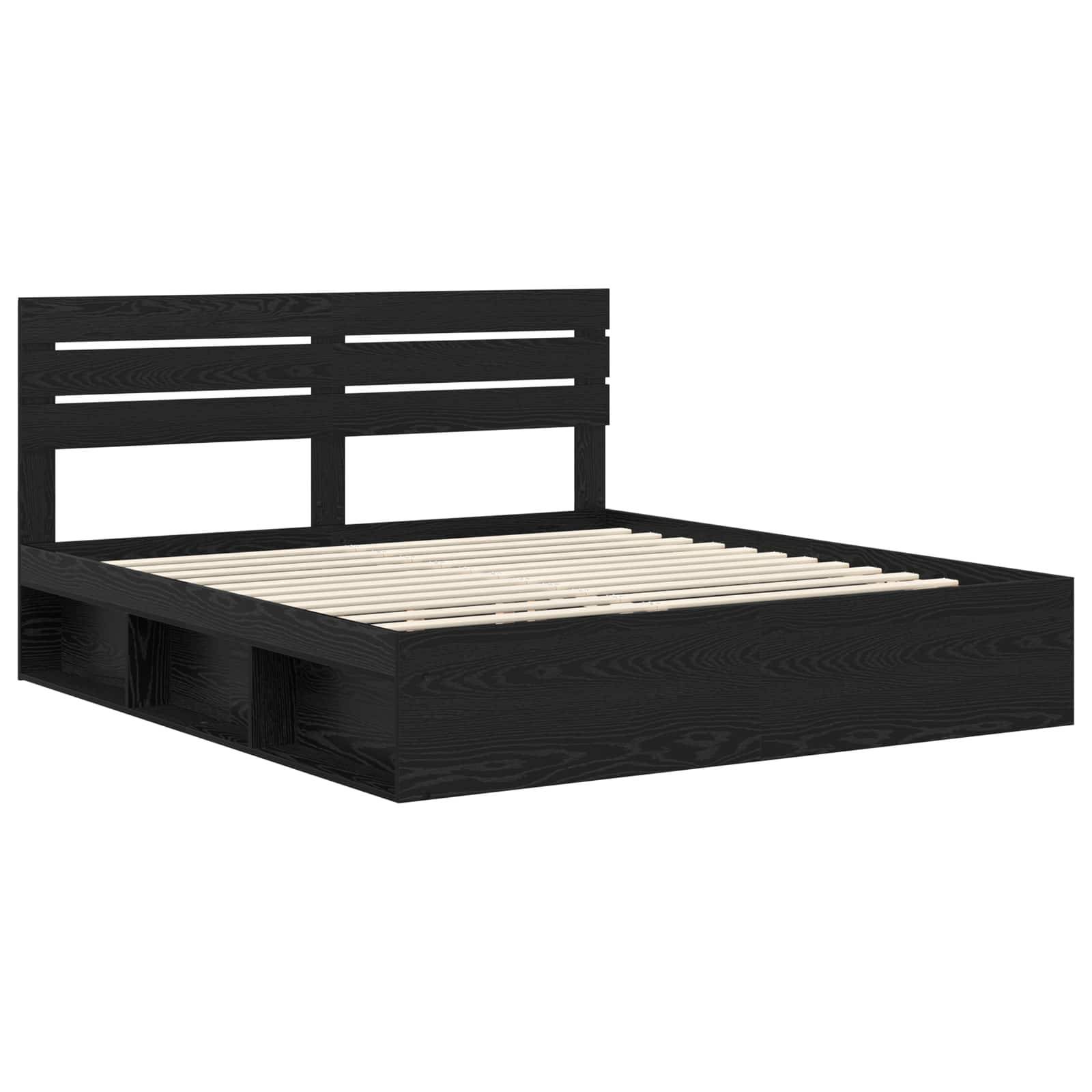 Ein schwarzer Holz-Plattformbettenrahmen mit einem Lattenrost-Kopfteil und Stauraum-Regalen unter dem Bett, ohne Matratze dargestellt.