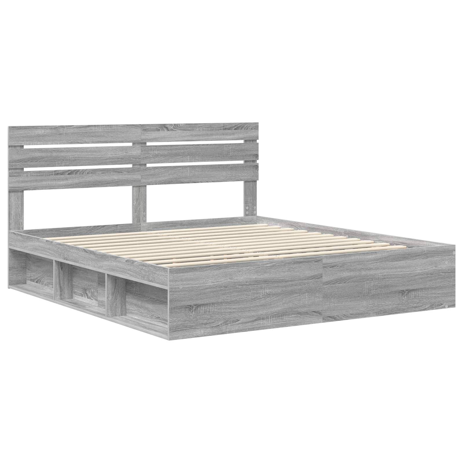 Ein Holzbettgestell mit Lattenrost und einem modernen, minimalistischen Kopfteil-Design, ausgeführt in natürlicher, heller Holzausführung.