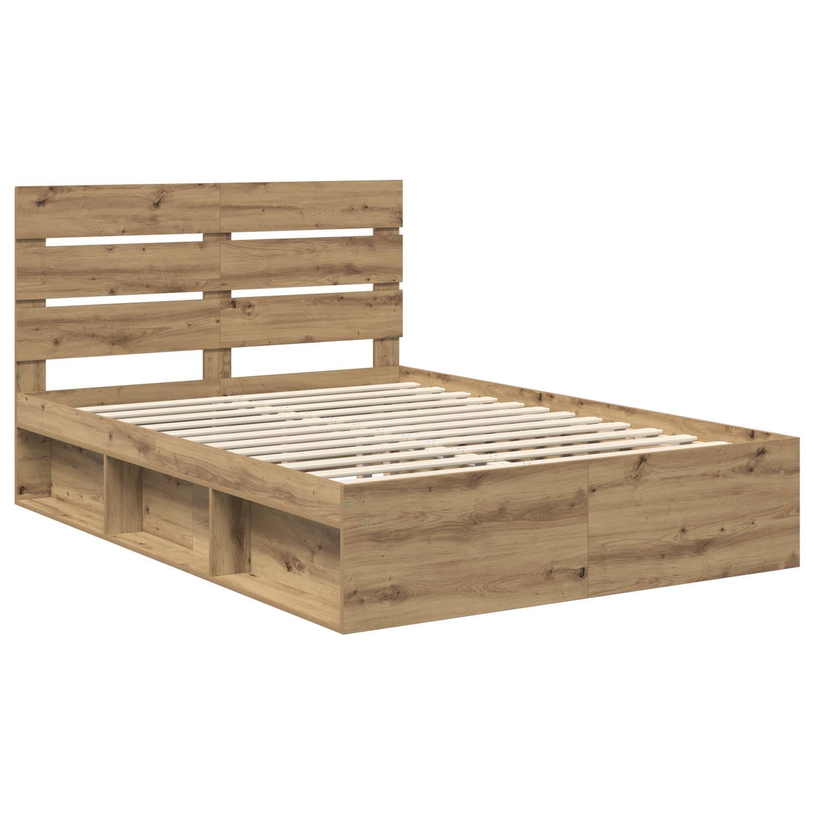 Ein Holzbett mit Stauraum, versehen mit einem Lamellenkopfteil und mehreren Schubladen am Fußende, das eine rustikale, natürliche Holzoberfläche präsentiert.