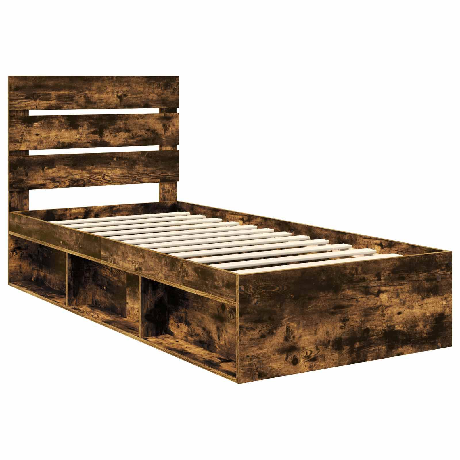 Ein Holz-Einzelbettgestell mit einem Latten-Kopfteil und drei offenen Stauraumfächern darunter. Es ist kein Matratze vorhanden.
