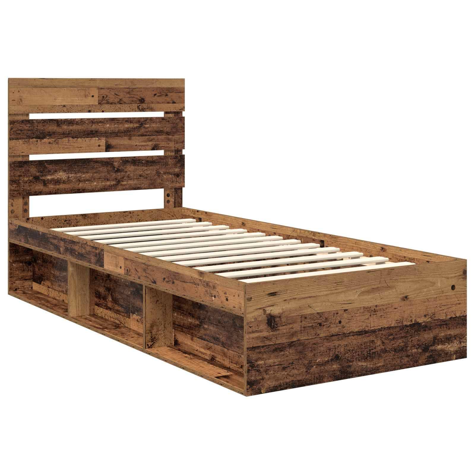 Ein rustikales Holz-Zwillingsbett mit einer geschlitzten Kopfwand und integrierten Stauraum-Regalen unter dem Bett.