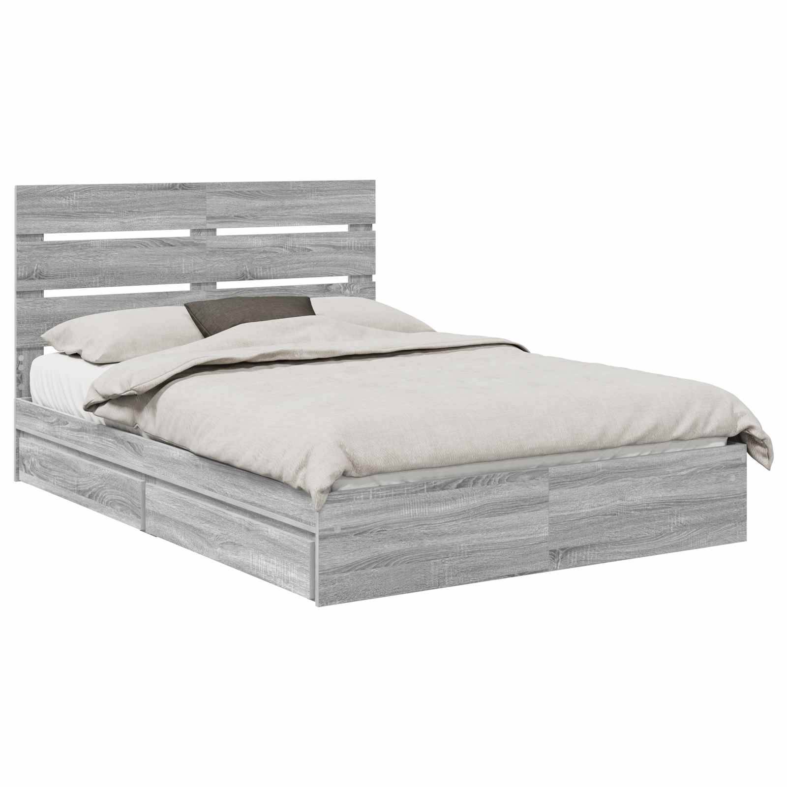 Ein grauer Holzbettrahmen mit einem Lamellenkopfteil, ordentlich bezogen mit beiger Bettwäsche und zwei Kissen, der ein modernes Design präsentiert.