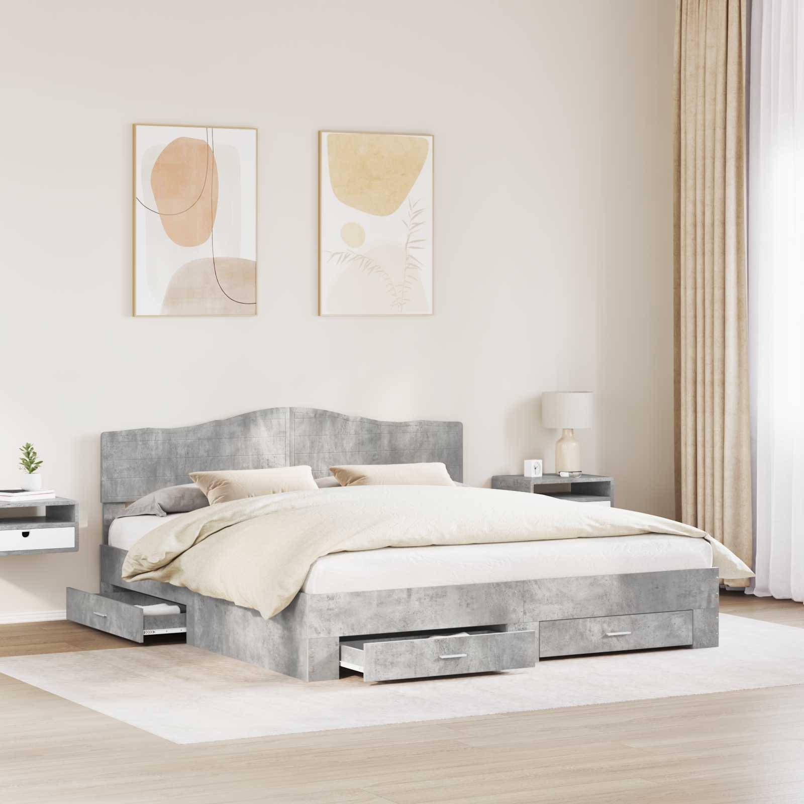 Ein modernes Schlafzimmer mit einem grau gepolsterten Bett mit Schubladen darunter, flankiert von schwebendem Nachttischen. Abstrakte Kunst schmückt die Wand darüber.