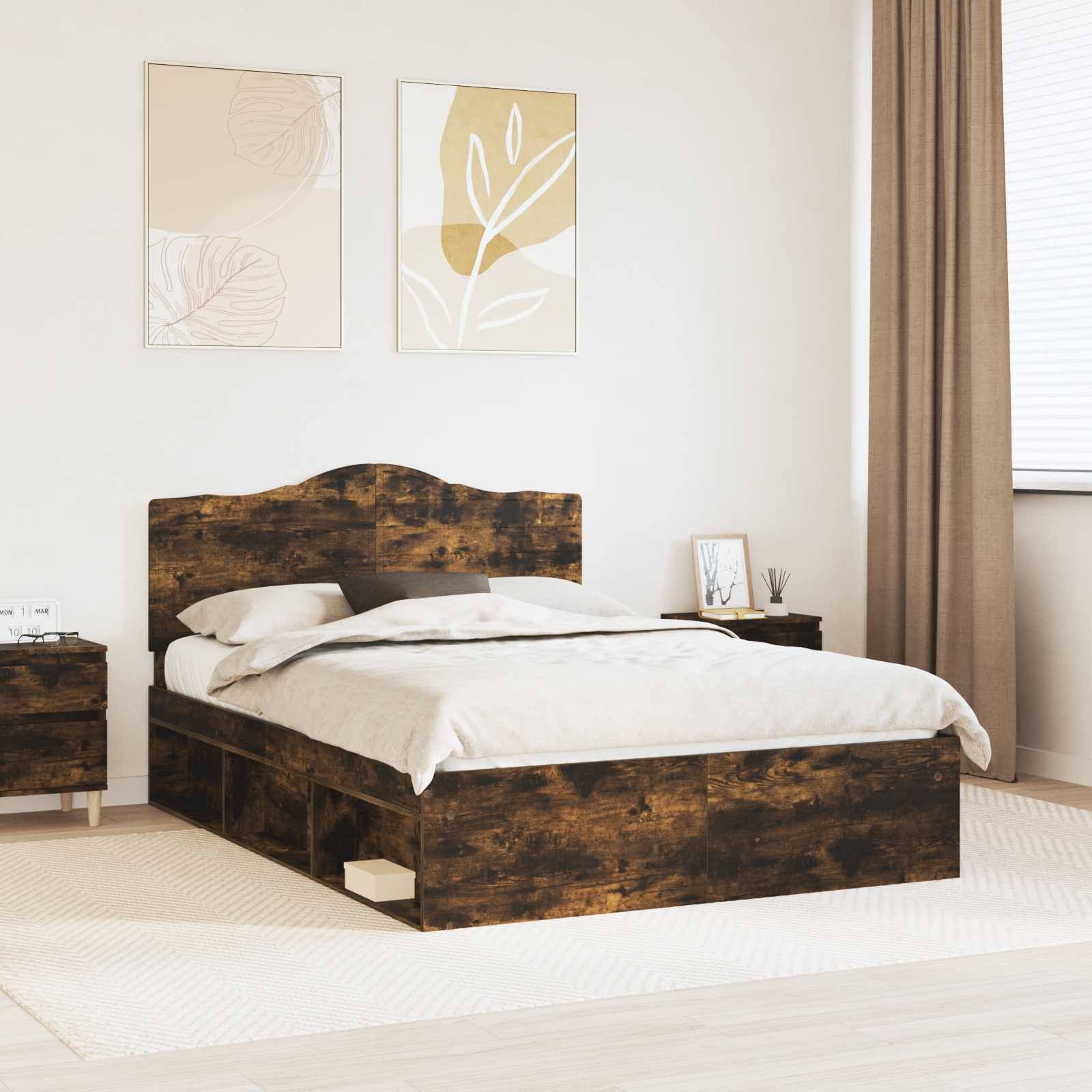 Ein modernes Schlafzimmer mit einem rustikalen Holzbett, weißer Bettwäsche und einem passenden Nachttisch. Zwei abstrakte Kunstwerke hängen über dem Bett.