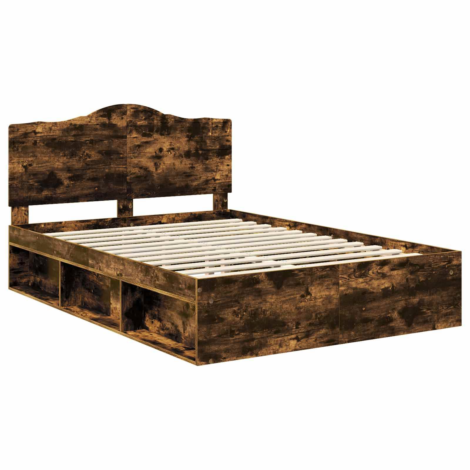 Ein Holzbettgestell mit einem hohen, geschwungenen Kopfteil und Schubladen unter dem Bett, in einem braunen rustikalen Finish präsentiert.