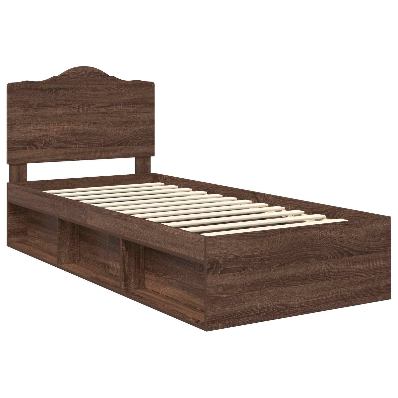 Ein Holz-Einzelbettgestell mit hohem Kopfteil und integrierten Regalen darunter.