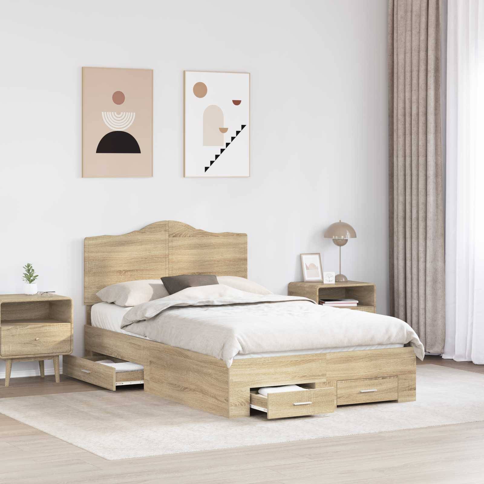 Ein modernes Schlafzimmer mit einem Holzbett, das Aufbewahrungsschubladen unter dem Bett hat, flankiert von passenden Nachttischen und abstrakter Kunst an der Wand.
