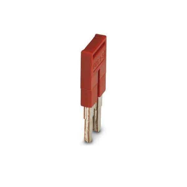 Eine rote Jumperklemme, die zum Verbinden oder Überbrücken von Pins auf elektronischen Bauteilen verwendet wird und zwei Metallstifte aufweist.
