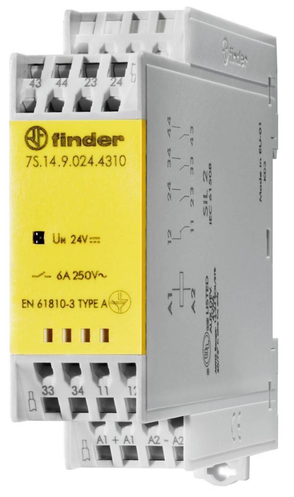 Eine Nahaufnahme eines Finder-Relaismoduls mit der Modellnummer '7S.14.9.024.4310', die Spannungs- und Strombezeichnungen sowie CE-Kennzeichnungen zeigt.