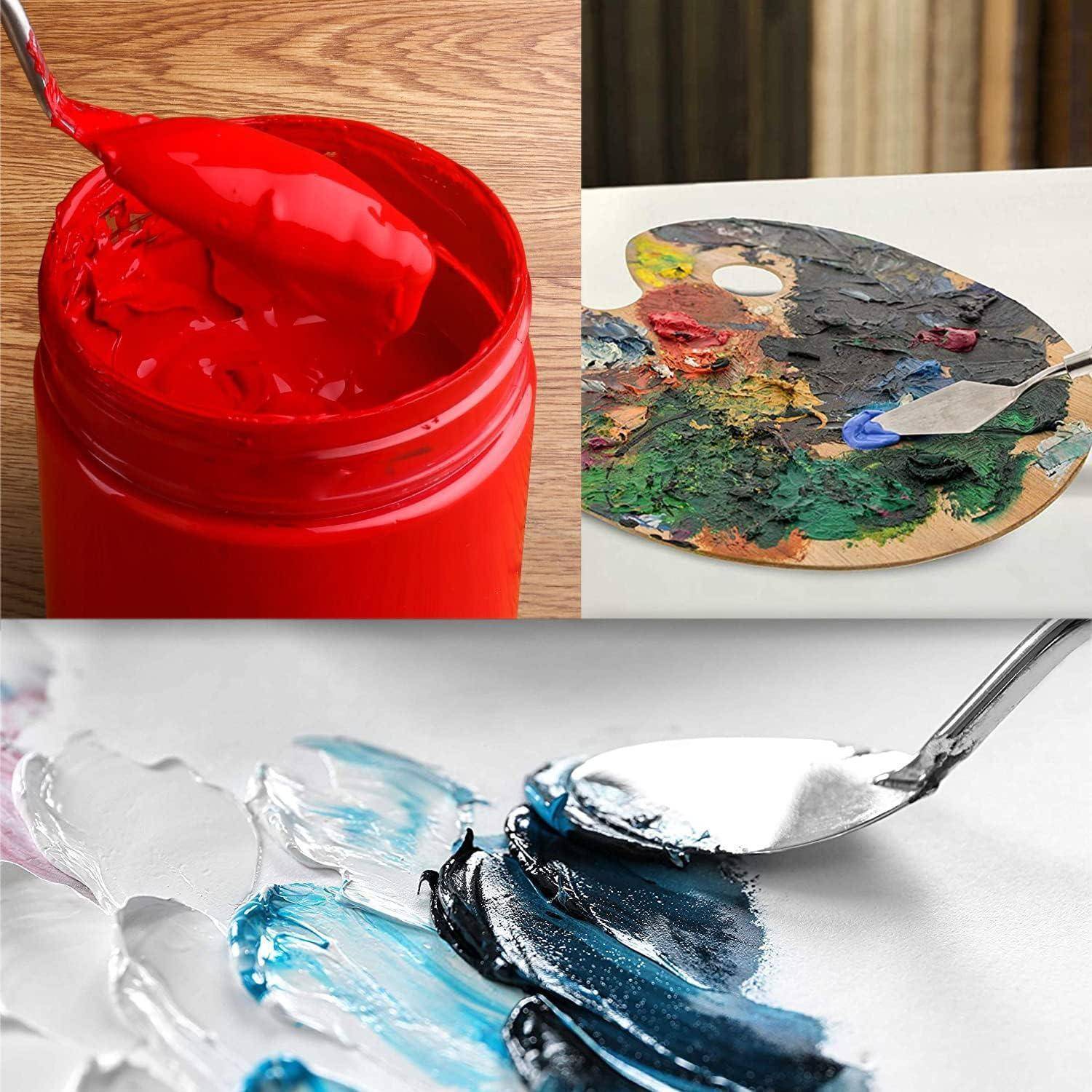 Drei Szenen, die rote Farbe in einem Glas mit einem Palettenmesser zeigen, eine bunte Mischpalette und blaue Farbe, die auf einer Oberfläche gemischt wird.