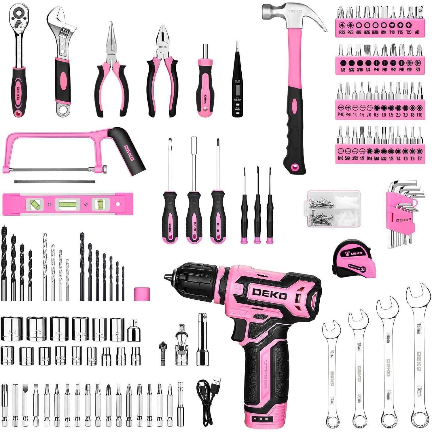 Ein rosa-schwarzes 168-teiliges Werkzeugset mit einer Bohrmaschine, Hammer, Zange, Schraubendreher-Set, Schraubschlüsseln, Steckschlüsselsatz, Säge und weiteren Werkzeugen.