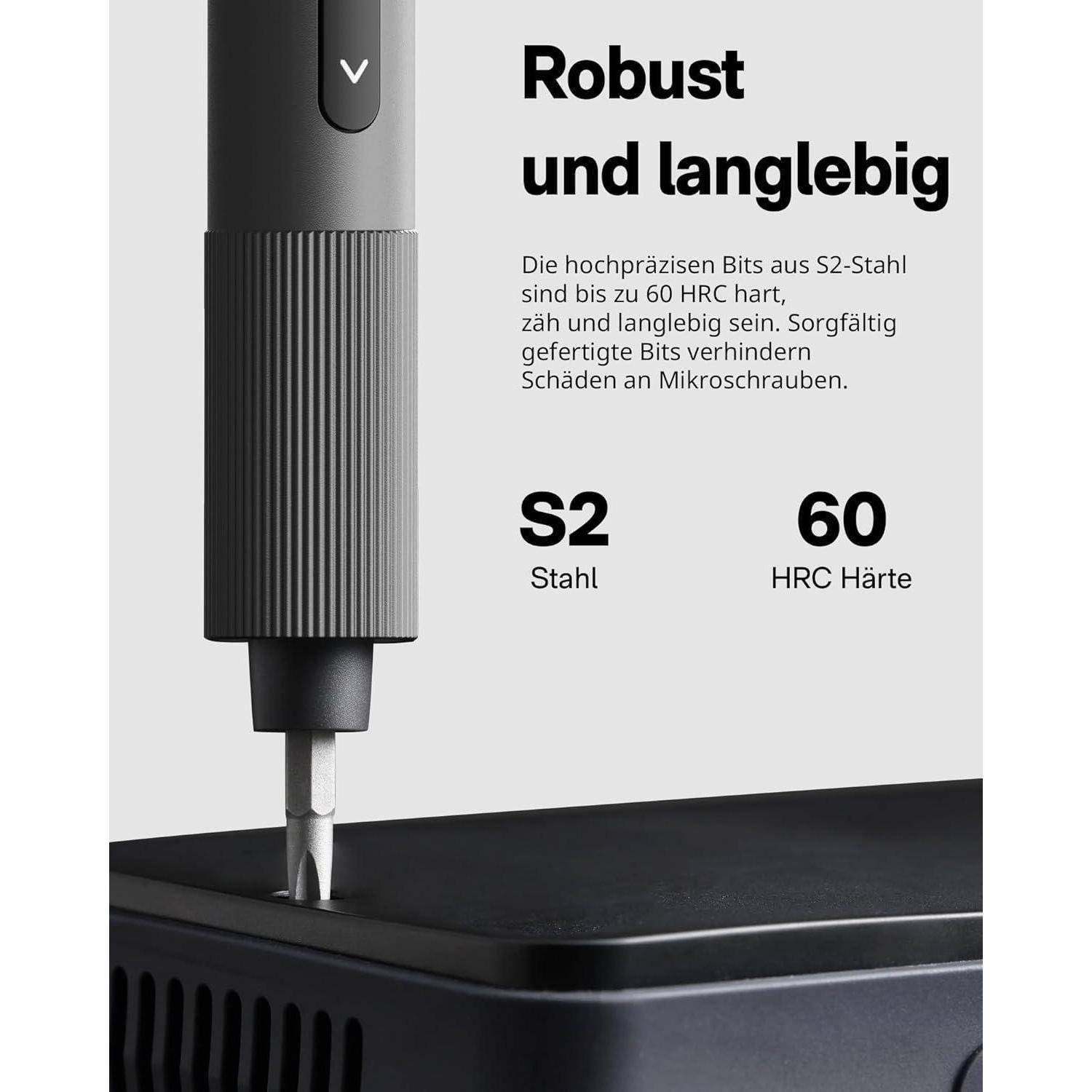 Ein Schraubendreher wird in ein Gerät eingeführt. Text rechts: 'Robust und langlebig', 'S2 Stahl', '60 HRC Härte', die Werkzeugeigenschaften beschreibend.