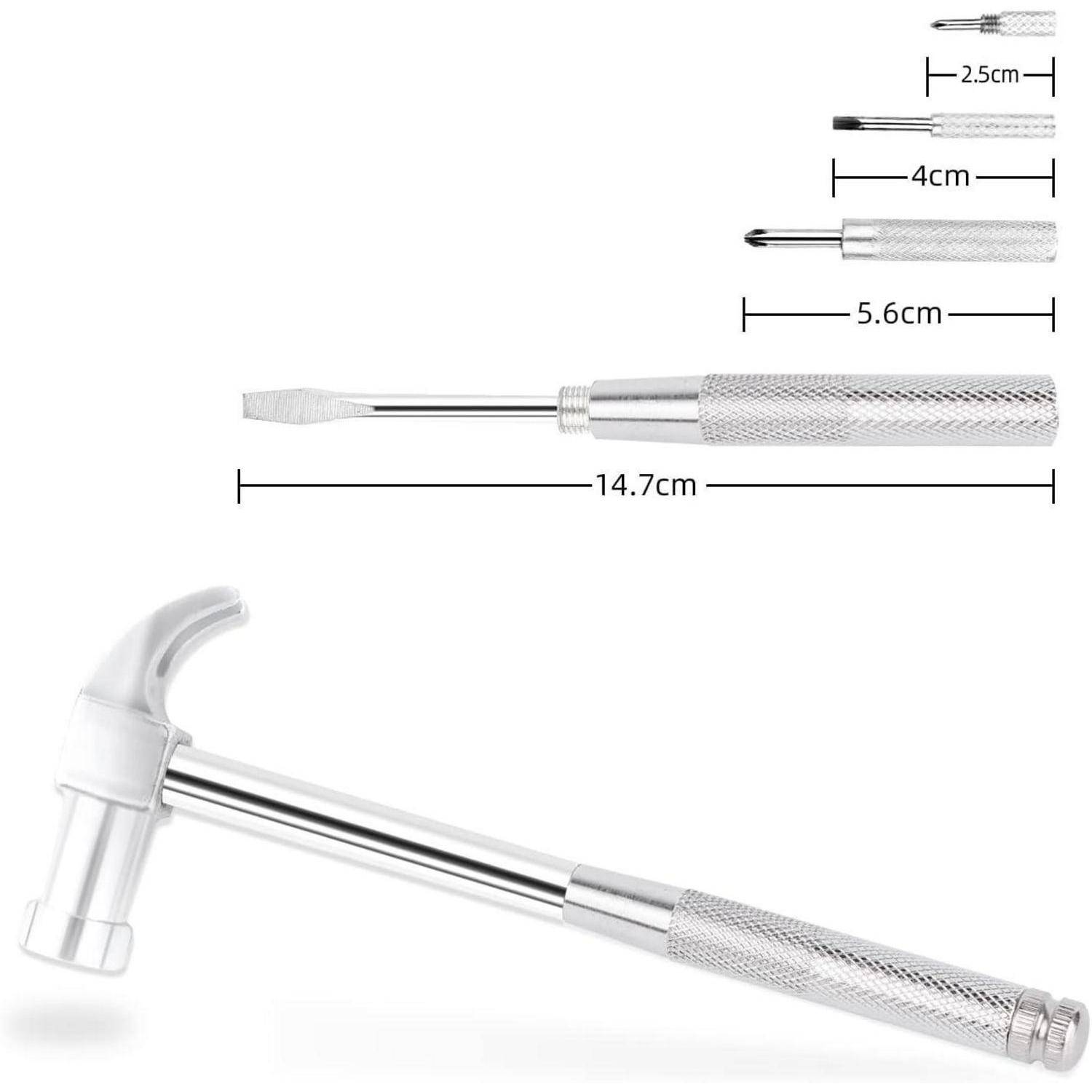Ein Multifunktionswerkzeug mit einem Hammer, einem Schlitzschraubendreher und zwei Kreuzschlitzschraubendreher-Aufsätzen mit Längen von 2,5 cm, 4 cm und 5,6 cm.
