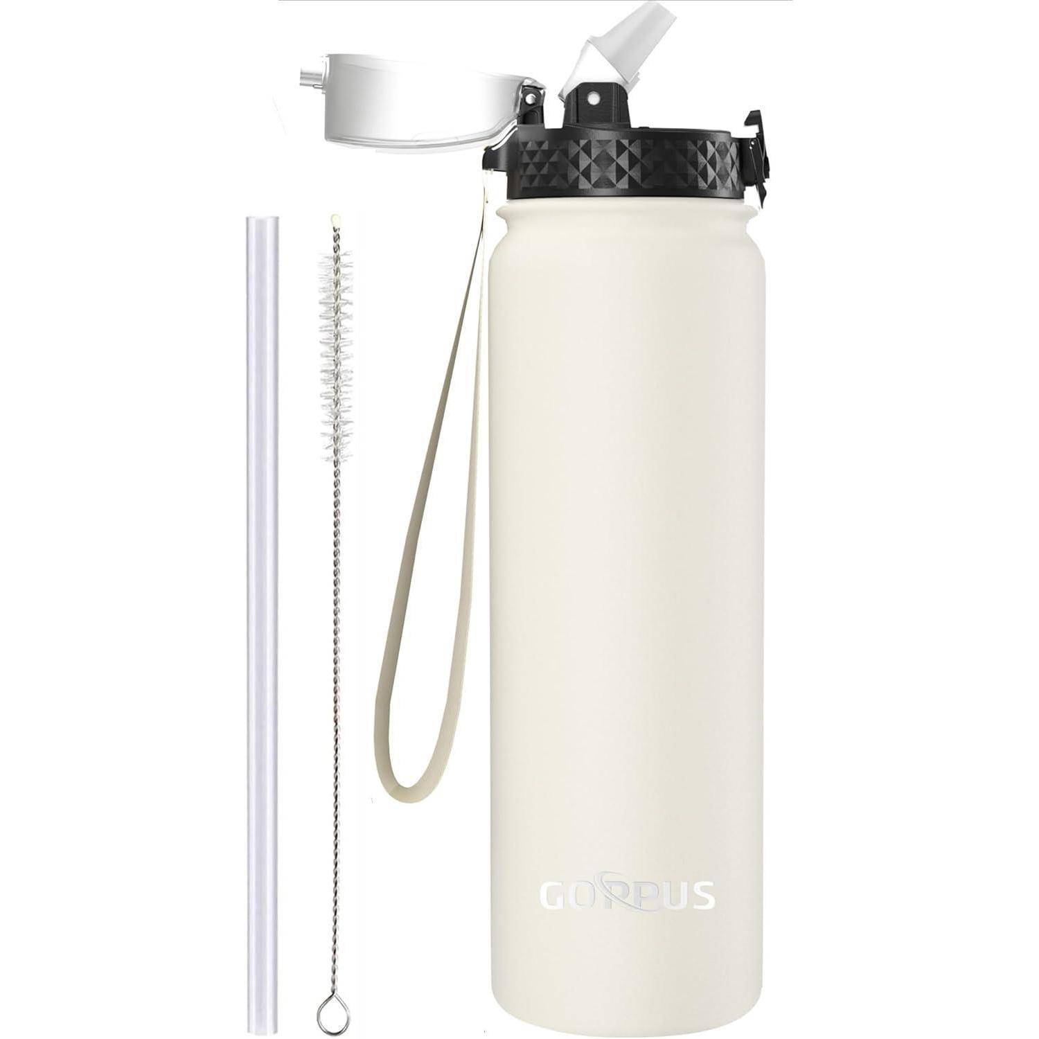 Weiße wiederverwendbare Wasserflasche mit schwarzem Deckel, Strohhalm, Reinigungsbürste und abnehmbarem Trageriemen.
