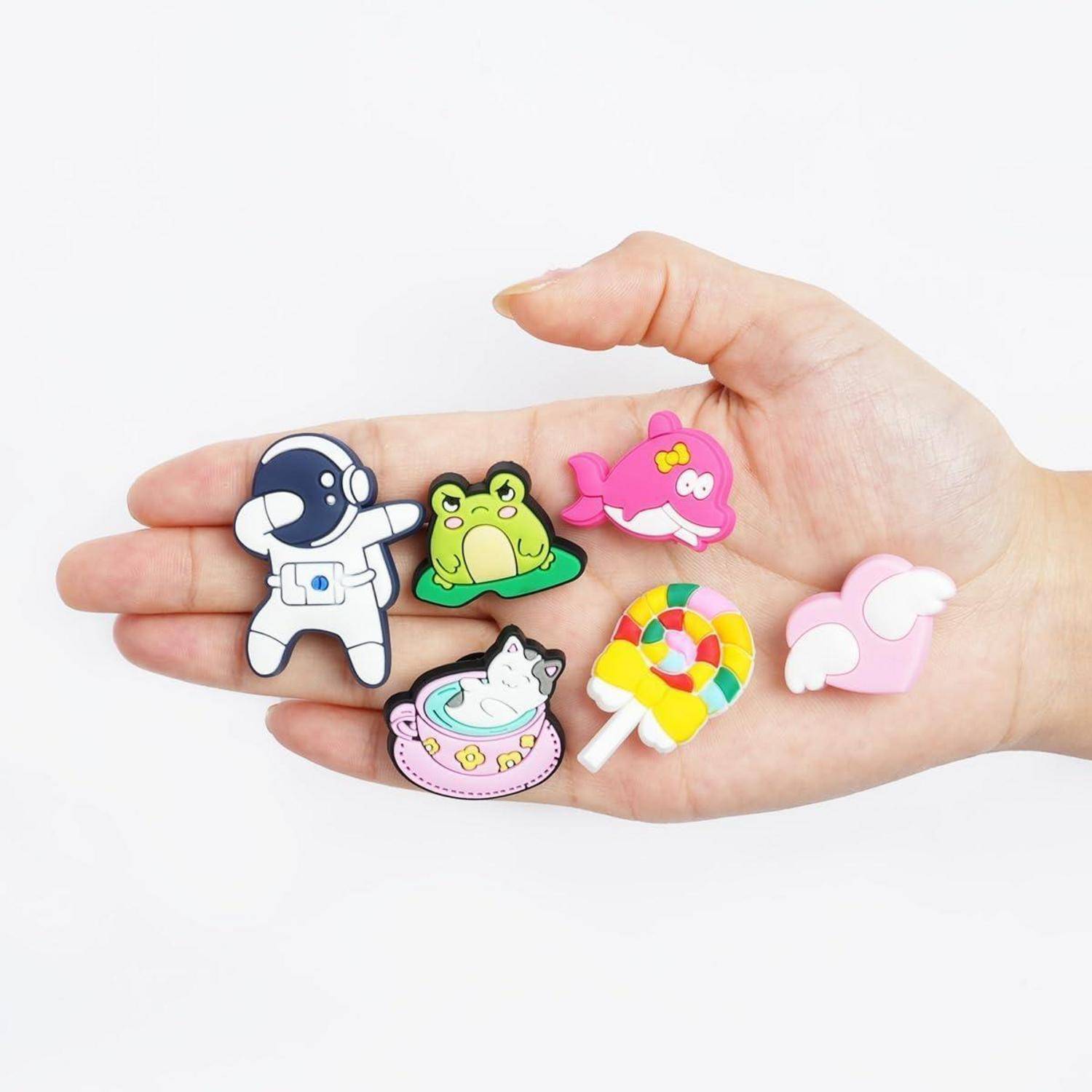Schuhcharms Kinder PVC Cartoon Clogs Random Charms-110 Stück