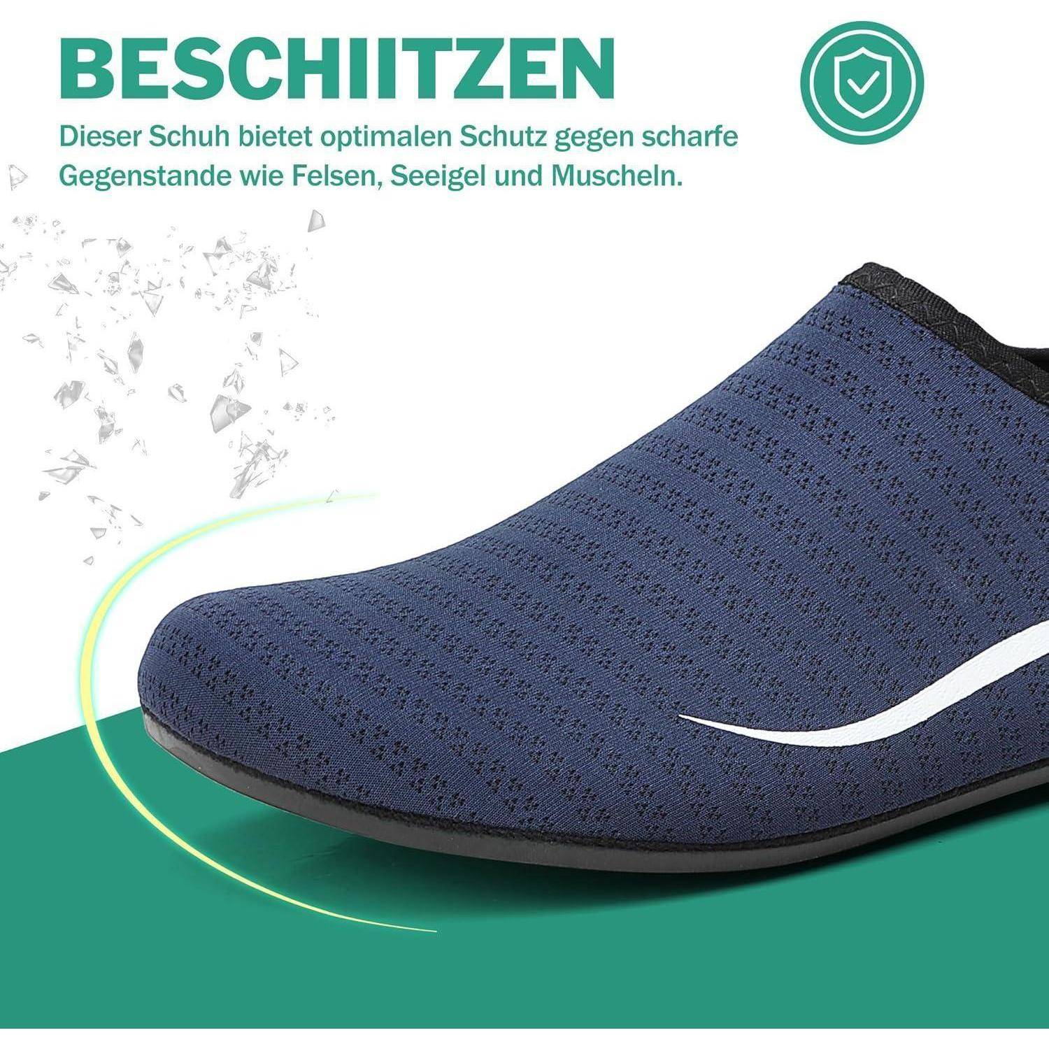 Ein blauer Schuh mit einem schützenden Schlüpf-Design wird gezeigt. Text auf Deutsch erwähnt Schutz gegen Steine, Korallen und Muscheln.