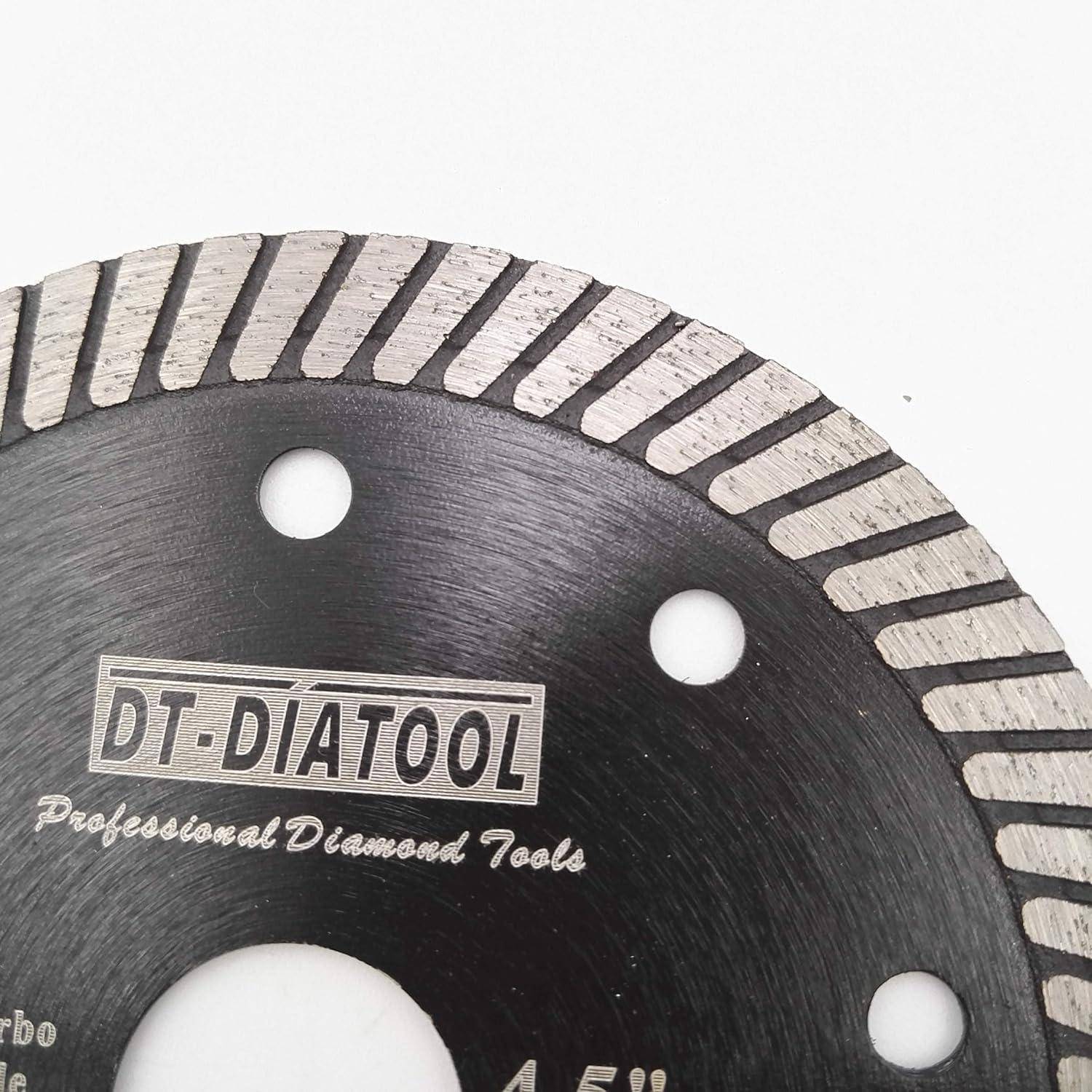 Eine schwarze DT-DIATOOL 4,5