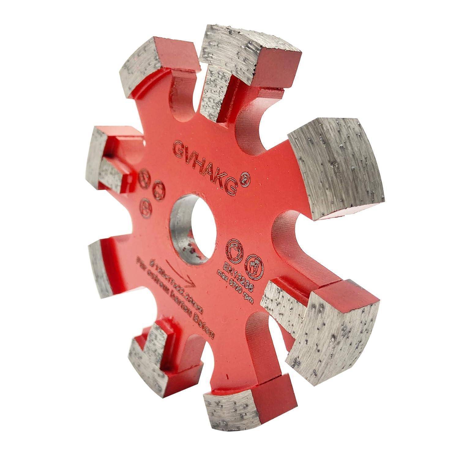 Rote Kreissägeblatt mit segmentierten Kanten, entwickelt zum Schneiden von Materialien wie Stein oder Beton; mit Markierung und Spezifikationen.