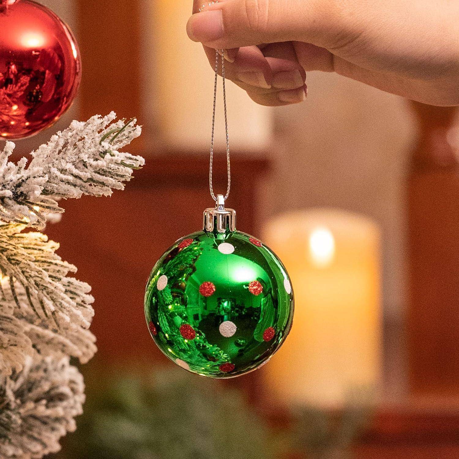 Christbaumkugeln 30 Stück 6cm Kunststoff Aufhänger Rot Grün Weiß