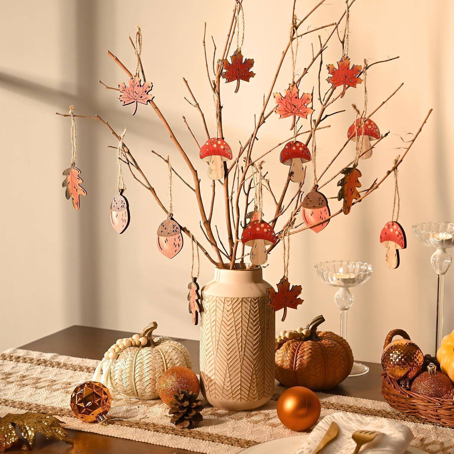 Holz Deko Hänger Herbst Pilz Ahornblatt Kiefernzapfen 24er Set
