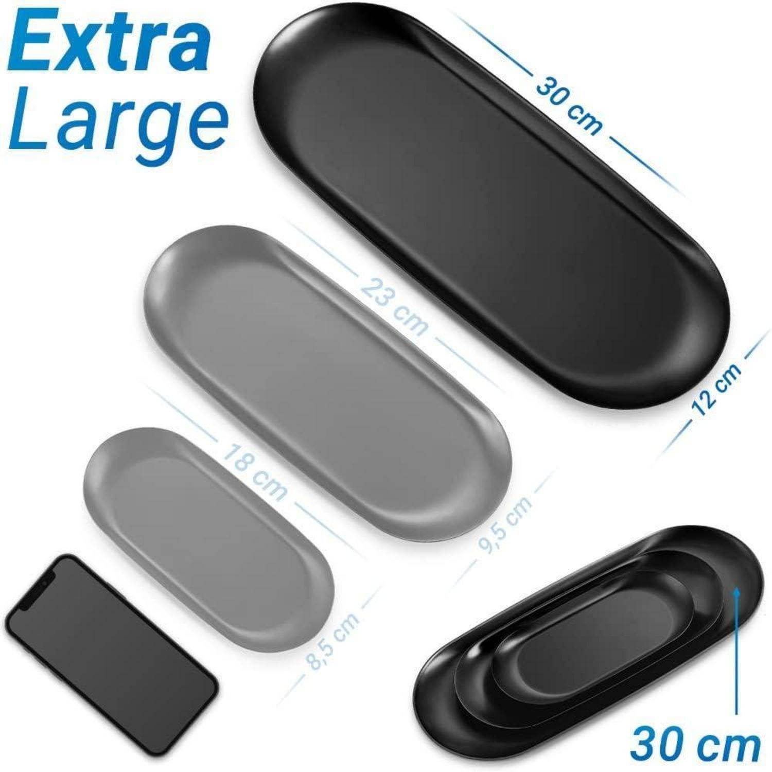 Bild verschiedener schwarzer und grauer Serviertabletts in unterschiedlichen Größen mit Abmessungen von 8,5 cm bis 30 cm. Der Text lautet „Extra Large