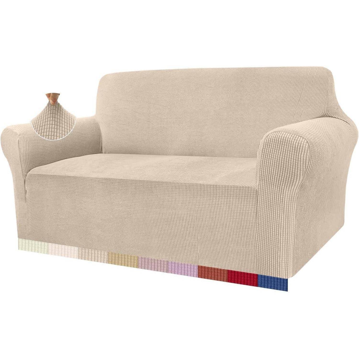Beige Sofa mit einer Kissenbezug aus strukturiertem Stoff und einer Lampe auf der linken Armlehne. Farbmuster darunter zeigen verschiedene Bezugsfarboptionen.