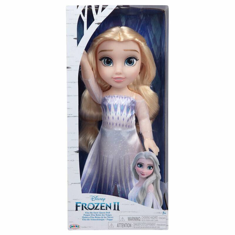 Verpackte 'Frozen II' Elsa-Puppe in einem schimmernden Kleid mit langen, blonden Haaren. Markenzeichen und Sicherheitswarnungen auf der Verpackung.