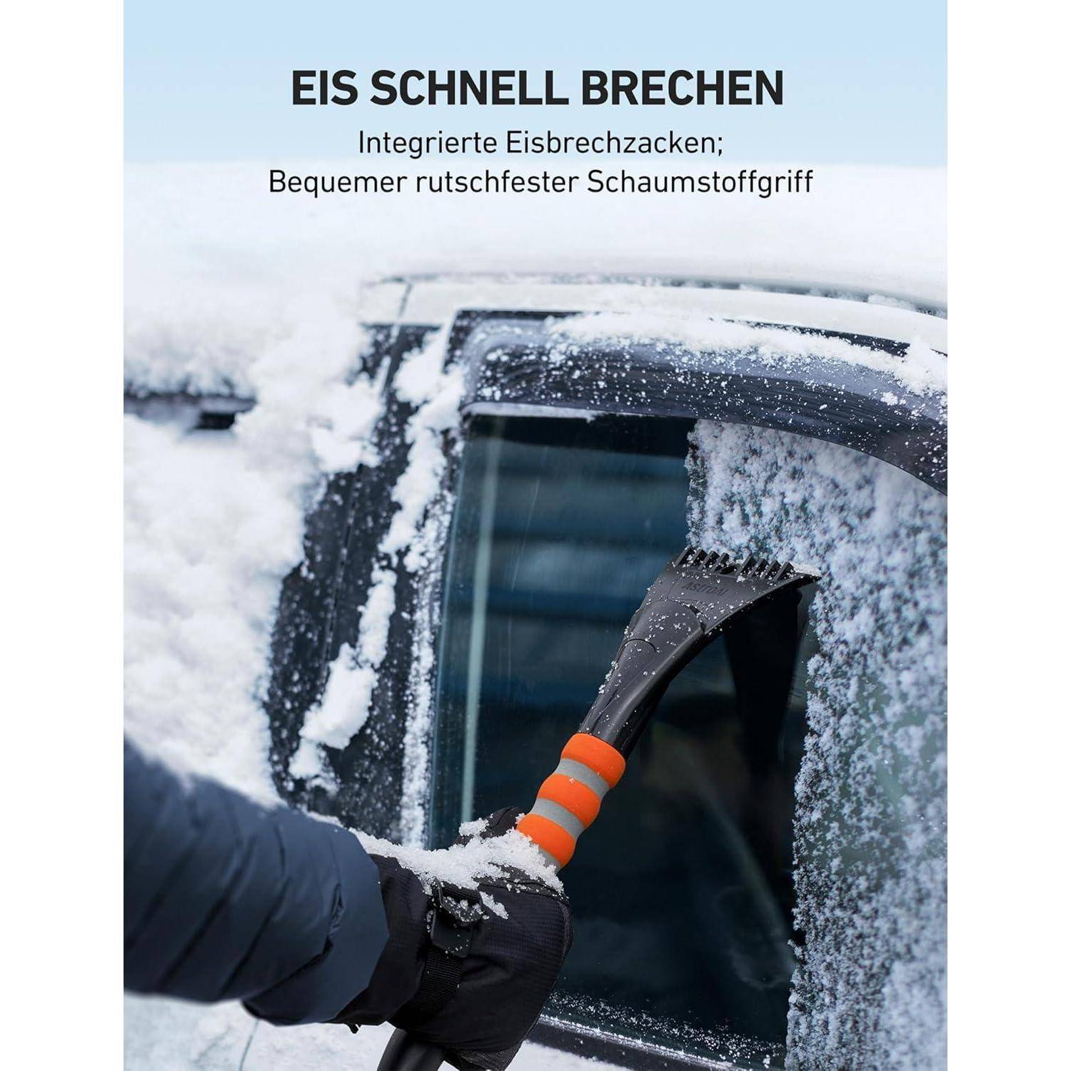 Eine Person, die Eis von einer Autoscheibe mit einem Eiskratzer mit ergonomischem Griff entfernt. Der deutsche Text betont seine einfache Handhabung.