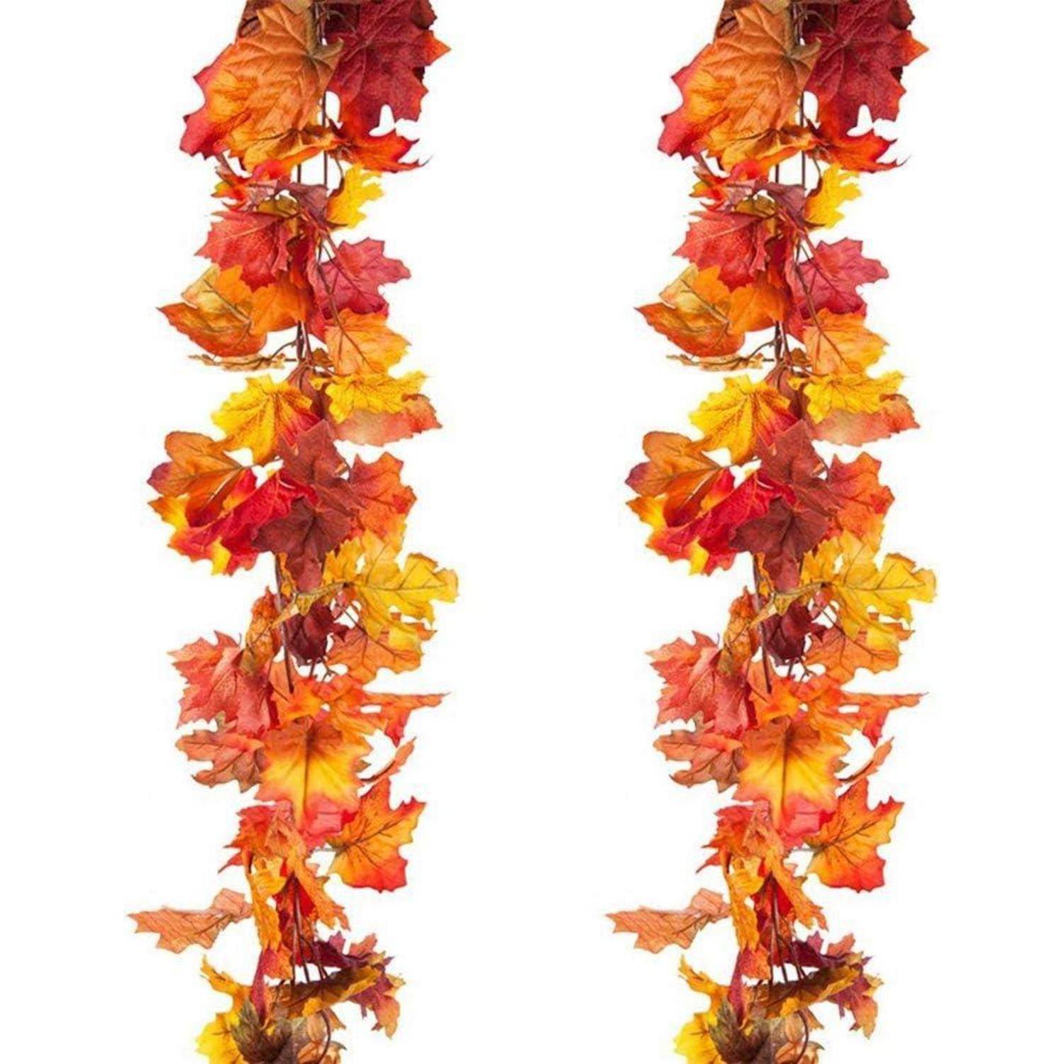 Zwei vertikale Girlanden aus Herbstblättern in Schattierungen von Orange, Rot und Gelb.