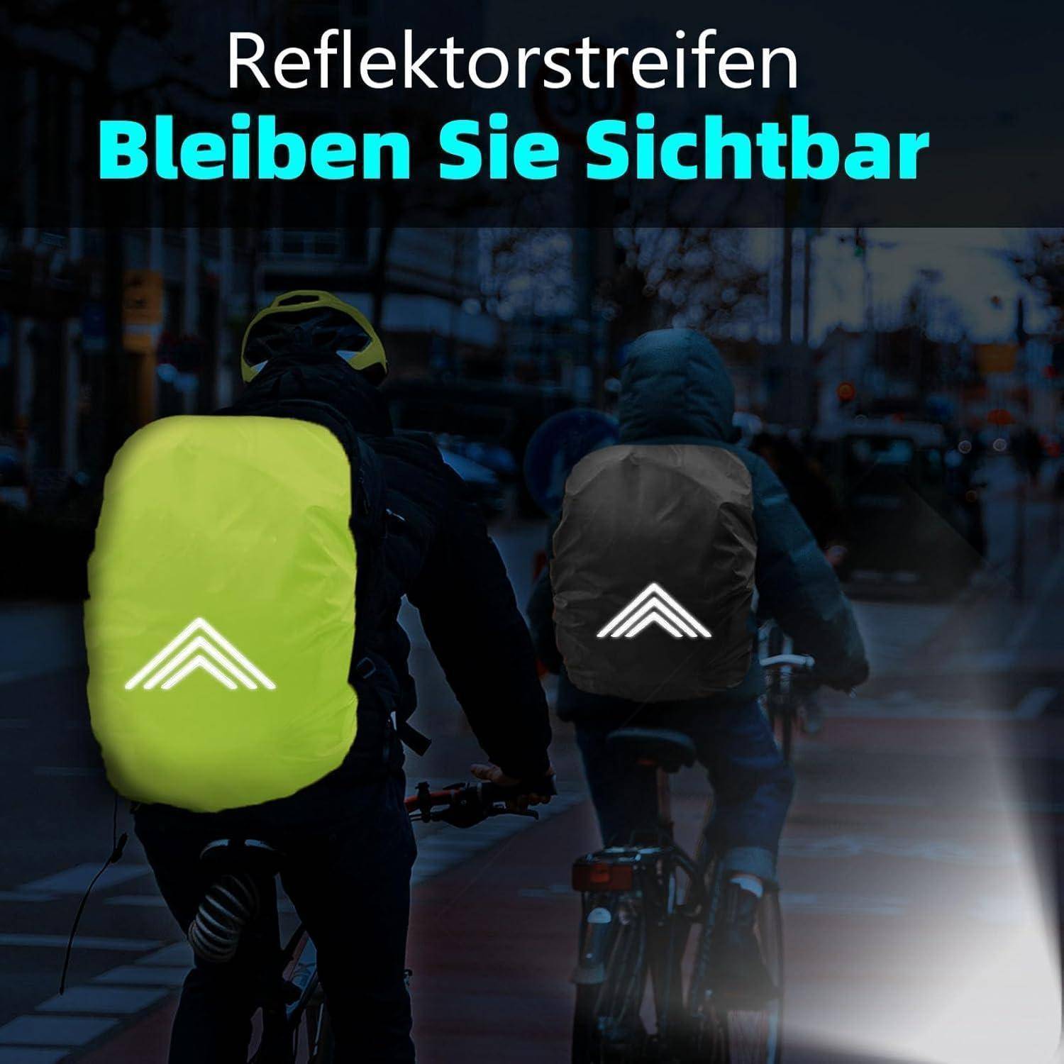 Radfahrer, die bei Dämmerung fahren, mit Reflektorstreifen auf Rucksäcken; Text lautet 