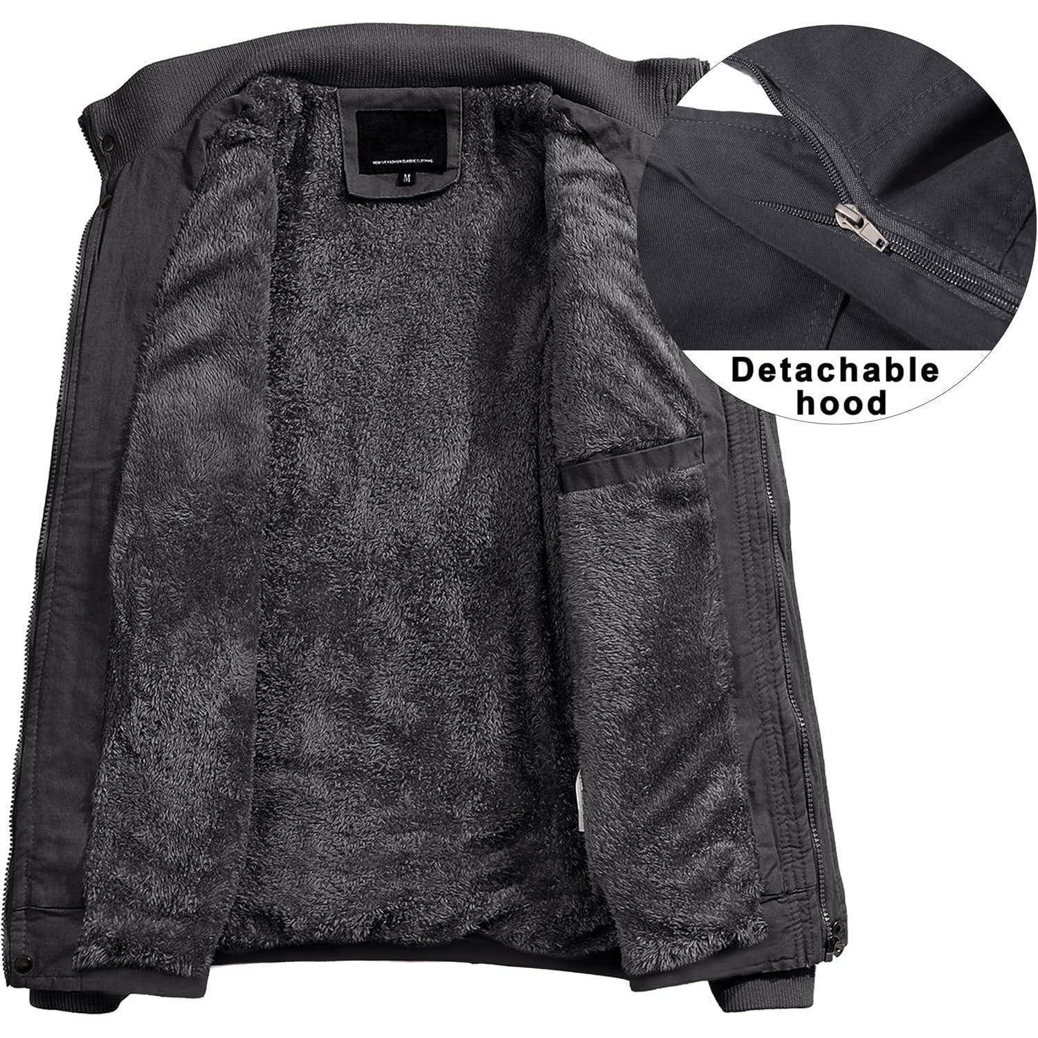 Eine schwarze Jacke mit abnehmbarer Kapuze und weichem grauen Fleecefutter ist geöffnet, um ihr Inneres und die Reißverschlusstasche zu zeigen.