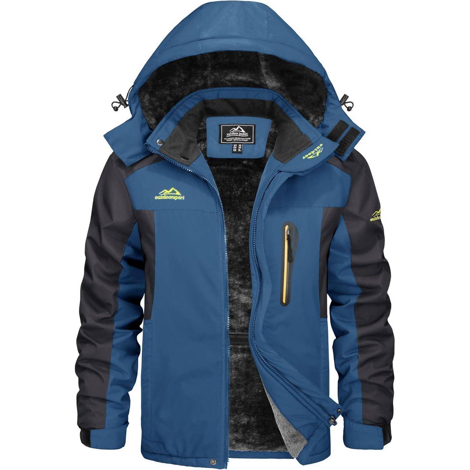 Blaue und graue Winterjacke mit Kapuze und Reißverschlusstaschen vorne, mit einem gelben Logo auf der Brust und einem Fleecefutter im Inneren.