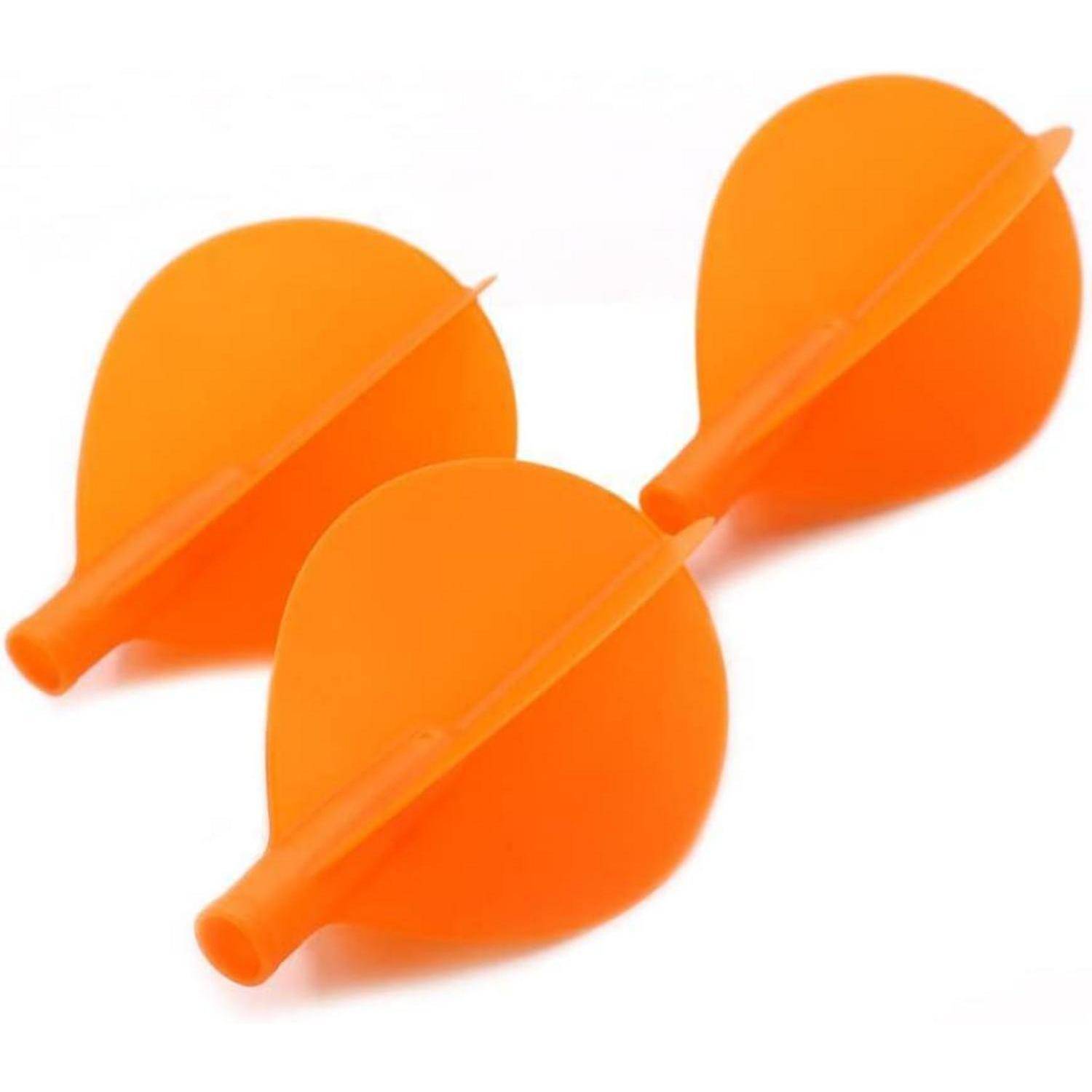 Drei orangefarbene Tischtennis-Trainingsbälle mit Schwanzstabilisatoren, die entwickelt wurden, um Rotation und Kontrolle während des Trainings zu verbessern.