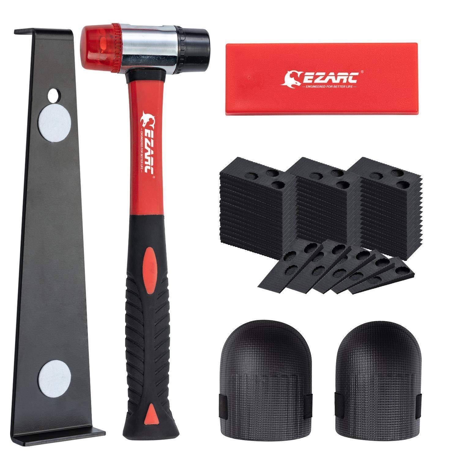 Bodenverlegungsset mit rotem und schwarzem Hammer, Abstandshaltern, schwarzer Zuggabel, Knieschützern und Anschlagklotz. Marke: EZARC.