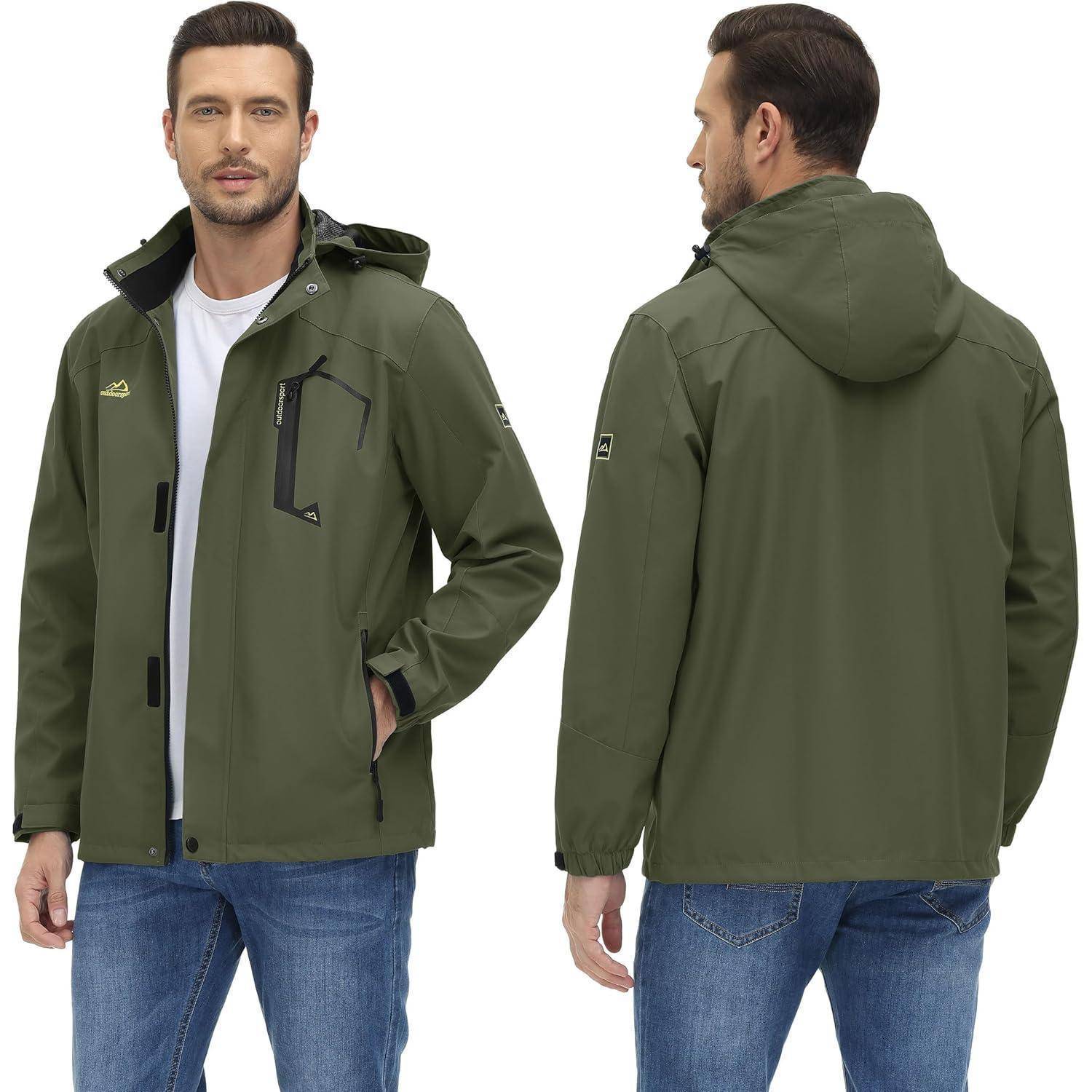Ein Mann, der eine grüne Outdoor-Jacke mit Kapuze und Reißverschlusstaschen modelliert, von Vorder- und Rückansicht gezeigt; trägt blaue Jeans.
