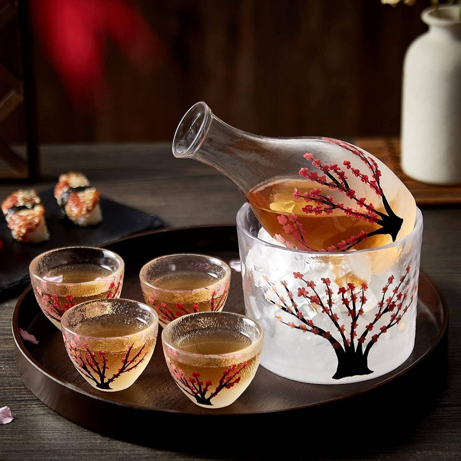 Japanisches Sake-Set Cherry Blossoms Design 1 Sake-Flasche 4 Becher 1