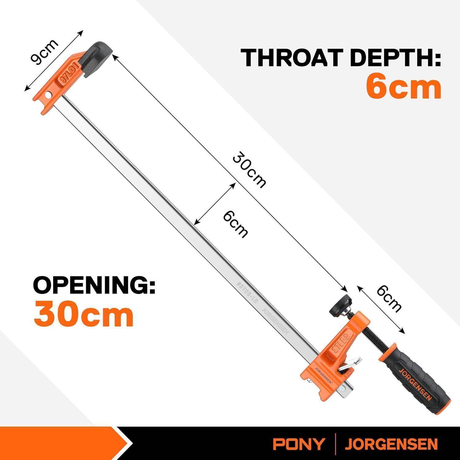 Jorgensen 6-Zoll-Reichweite, 12-Zoll-Öffnung Schraubzwinge mit ergonomischem Griff, geeignet für Holzbearbeitungsaufgaben, die eine präzise Klemmkraft erfordern.