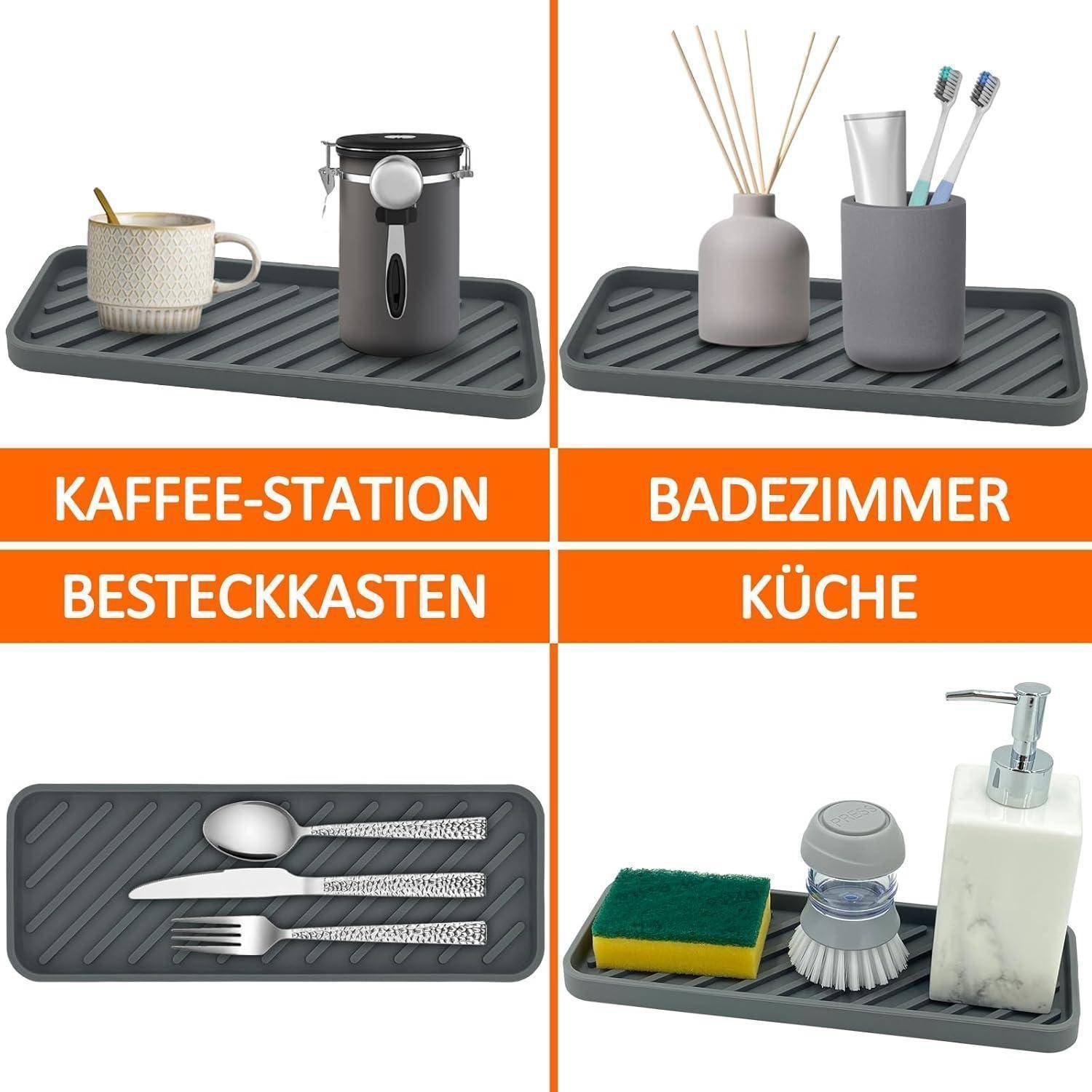 Vier graue Tabletts: eines mit Kaffeeutensilien, eines mit Badezimmerartikeln, eines als Besteckorganizer und eines mit Küchenreinigungsmitteln.