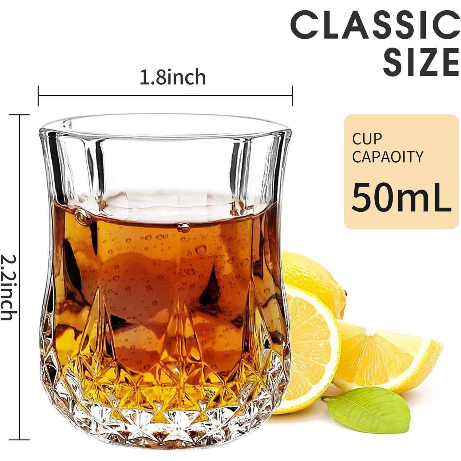 Glas mit brauner Flüssigkeit, mit der Aufschrift 